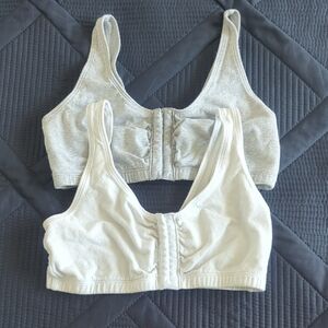 Fruit of the Loom White and Gray Sports Bra Set of 2 Size 36